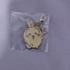 ちいかわパーク ゲーム景品 メタルチャーム うさぎ