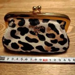 PRADA 青 ファーポーチ - メルカリ