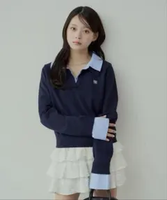 chico 刺繍入り襟付きポロニット ネイビー