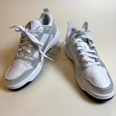【極美品】PUMA(プーマ) リバウンド V6 ロウ メタリック 25㎝ シルバ