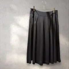 美品　DHC　フォーマルスカート　広がりすぎないフレアー　9号　濃紺