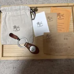 IL BISONTE レザーキーホルダー ブラウン