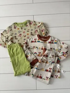 ユニクロ　UNIQLO 100 パジャマ２点セット