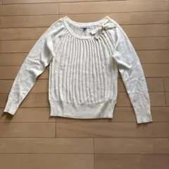 SELF SERVICE アイボリー ニット Mのサムネイル