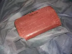 miumiu クロコダイル風ピンク長財布のサムネイル