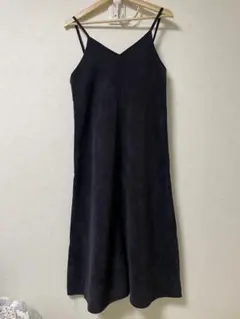 黒いキャミソールロングワンピース