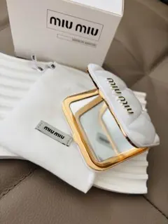 miu miu ミュウミュウ コンパクトミラー 手鏡 ミラーのサムネイル
