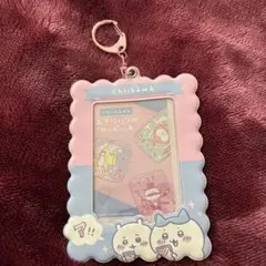 ちいかわ　おきにいりのカードいれ