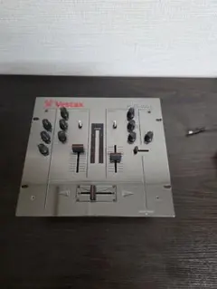 Item thumbnail for item 3182d24e-b609-459e-ae02-8708b2b92ab8