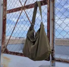 大容量 60s 70s メッセンジャーバッグ ニュースペーパー 古着 カーキ a