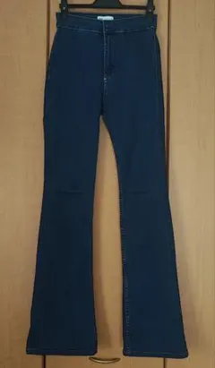 ZARA　スキニーフレアジェギンス　EUR36