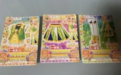 アイカツカード 新条ひなき イエローパレードコーデ スクールドレス