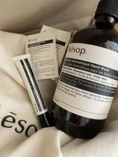 Aesop /アンドラム アロマティック ハンドウォッシュ &リップバームセット