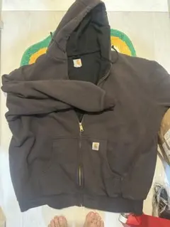 【近日削除】Carhartt ダークブラウン フード付きパーカー