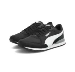 プーマ　STランナーV3 24cm