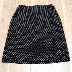 値引★PENNYBLACK 総柄スカート ブラック サイズ40 レディースのサムネイル