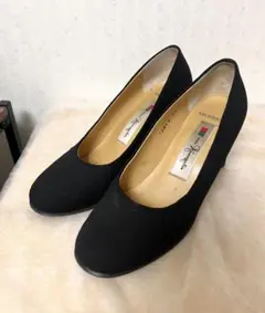 ラウンドトゥ