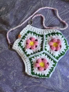 花柄かぎ針編みポシェット