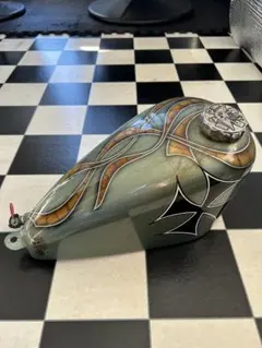 週末値下　ハーレーダビッドソン　スポーツスター　タンク　スポタン Harley-Davidson XL1200X 純正タンク フォーティーエイト