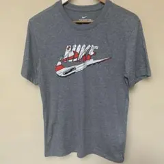 NIKE グレー ロゴプリント Tシャツ　S
