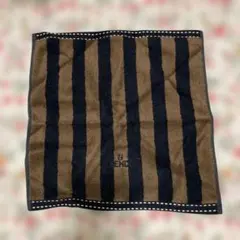 FENDIハンドタオル 35×35㎝のサムネイル