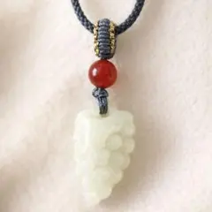 天然石 葡萄モチーフ ネックレス 翡翠風 和風