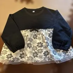 花柄黒長袖カットソー 100cm