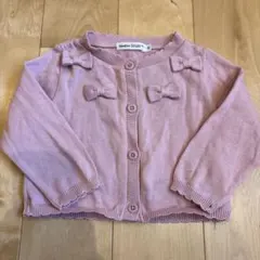 BeBe リボン付きピンクカーディガン　90