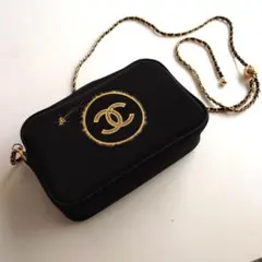 CHANEL ブラック ショルダーバッグ
