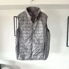 UNIQLO ウルトラダウン コンパクトベスト グレー 収納袋付き M 旅行出張