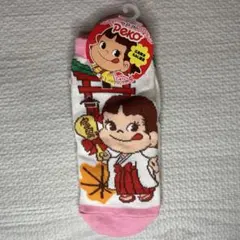 【新品未使用】広島限定・ペコちゃん靴下のサムネイル