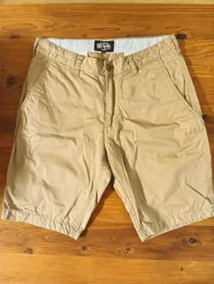 BEAMS チノショートパンツ ベージュ Mのサムネイル