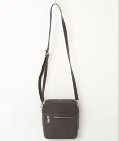 tk.TAKEO KIKUCHI バイカラースクエアボックスショルダーバッグ