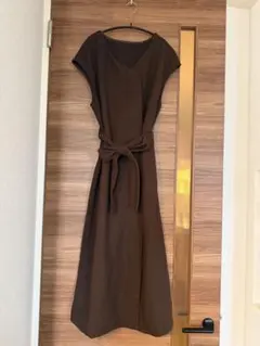 ブラウン ノースリーブ ロングワンピース M