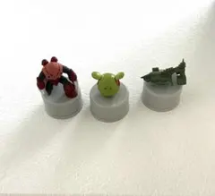 ペプシ　ガンダム　ボトルキャップ　3個