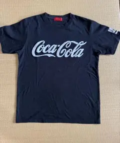 Coca-Cola ロゴ刺繍 Tシャツ ブラック
