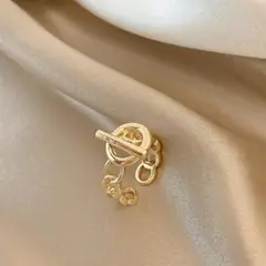 残り僅か♡　ゴールド　ワンポイント　リング　指輪　フリーサイズ　お洒落　韓国