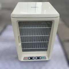 Item thumbnail for item b5390fcd-4cad-4543-931c-8cf33e1e8a42