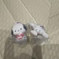 ふわふわフロッキーマスコット　ポチャッコ　シナモロール