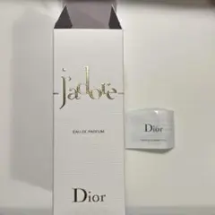 Dior j'adore Eau de Parfum 50mlの箱(説明書付き)