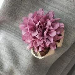 淡水パール付きコサージュ　髪飾り