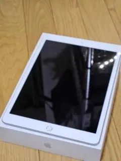 【訳あり】iPad 第7世代 32GB Wi-Fiモデル シルバー