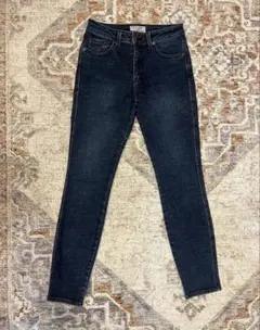 GUESS スキニーデニム 25 ダークブルー