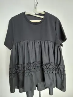 ラジエム　フレアシルエット黒Tシャツのサムネイル