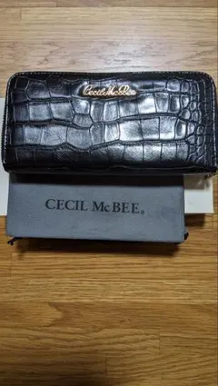 CECIL McBEE長財布のサムネイル