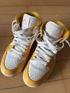 Item thumbnail for item d15800ce-5fab-4e14-b45b-68245307c87a