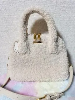 Item thumbnail for item e91b64ac-19fd-4e50-b2f3-efd000d2c419