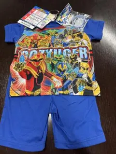新品　ゴジュウジャー　光るパジャマ　100