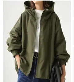 ANTIQUAショート丈マウンテンパーカーレディースアウターカーキ完売品のサムネイル