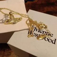 Vivienne Westwood ネックレスのサムネイル